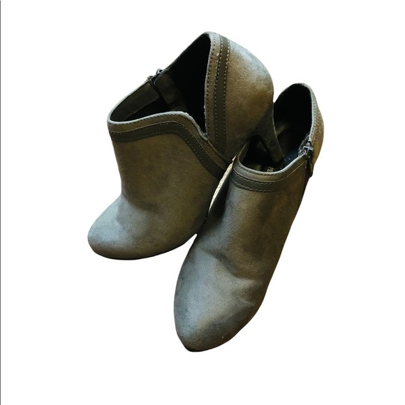 Heeled Ankle Bootie by Dexflex Comfort - Picture 10 of 10